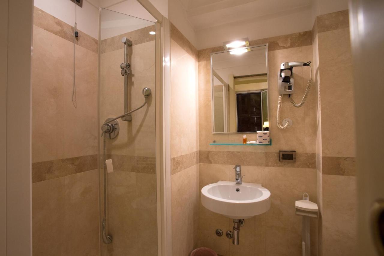 Hotel Giolitti Rome Luaran gambar